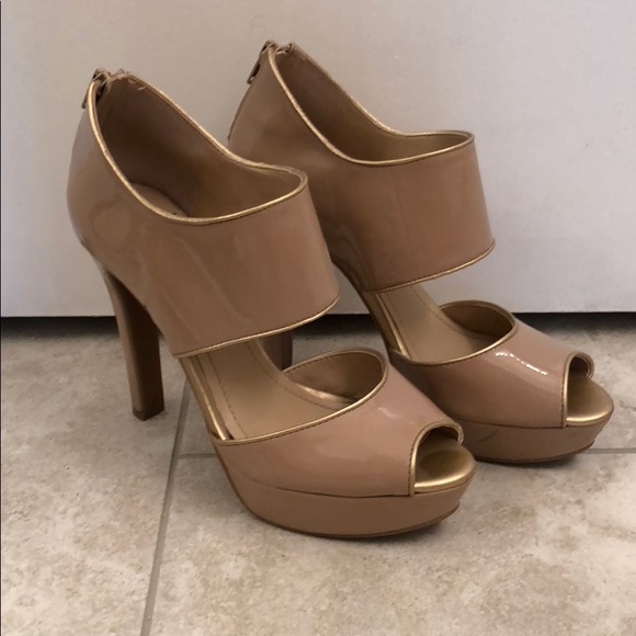 Platform nude heels - Picture 2 of 2